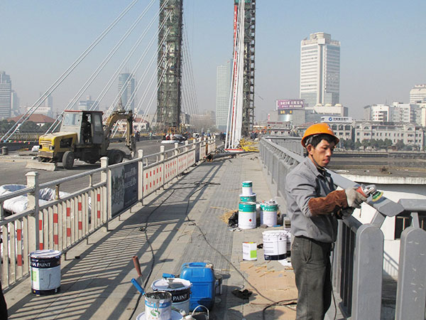 宁波甬港大桥翻新工程