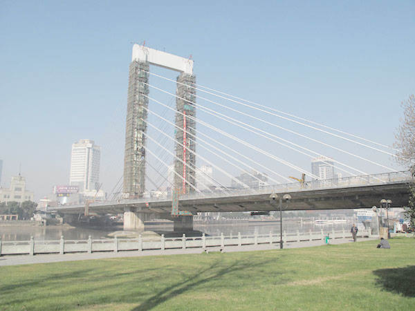 宁波甬港大桥翻新工程